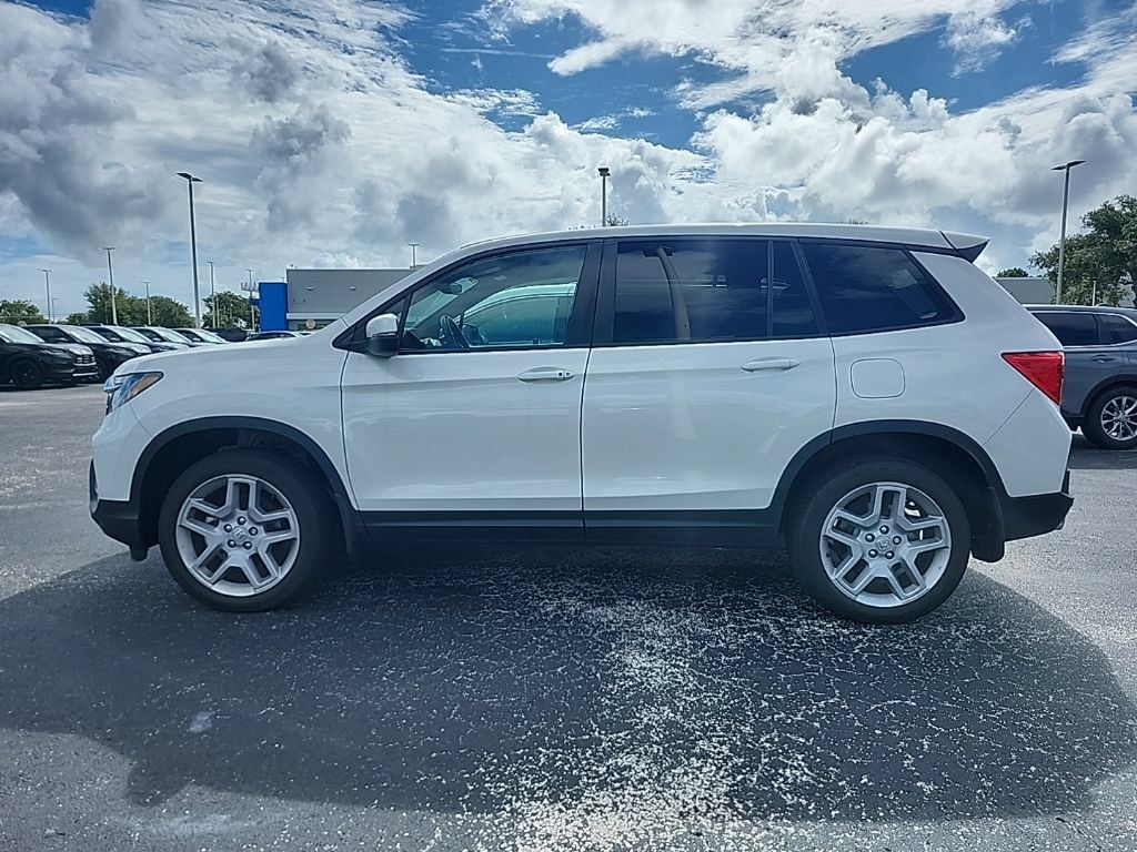 Used 2025 Honda Passport EX-L image 6
