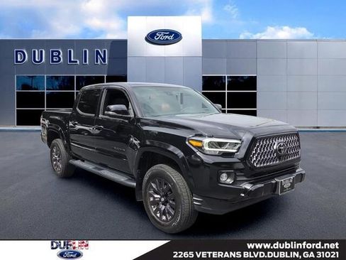 Used 2022 Toyota Tacoma Limited w/ Nightshade Package AWD/4WD image 1