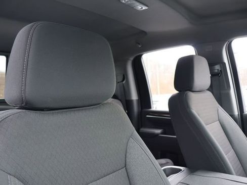 Used 2025 Chevrolet Silverado 2500 LT w/ Convenience Package image 20