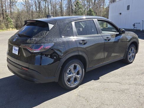New 2026 Honda HR-V LX image 3