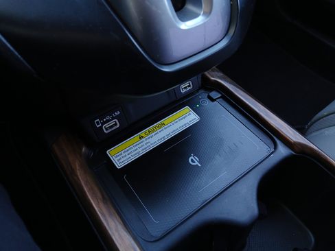 Used 2022 Honda CR-V Touring image 13