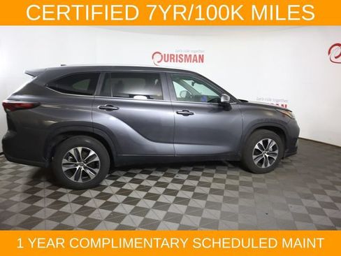 Used 2024 Toyota Highlander XLE FWD image 21