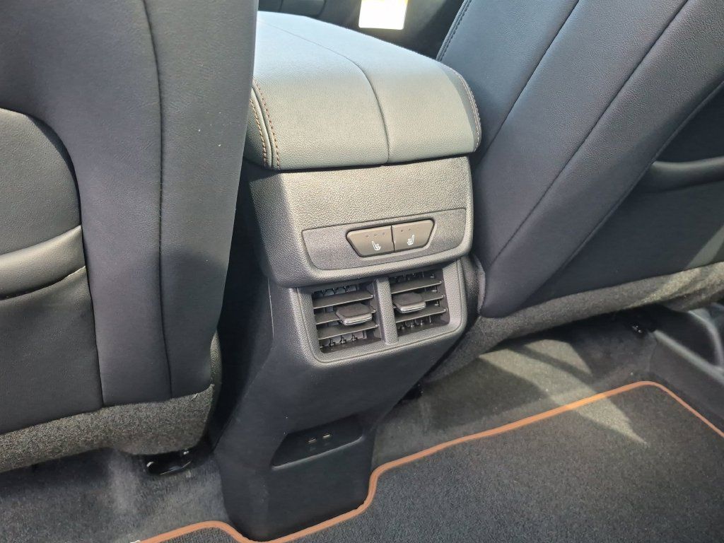 New 2027 GMC Terrain AT4 w/ Convenience Package III AWD/4WD image 33