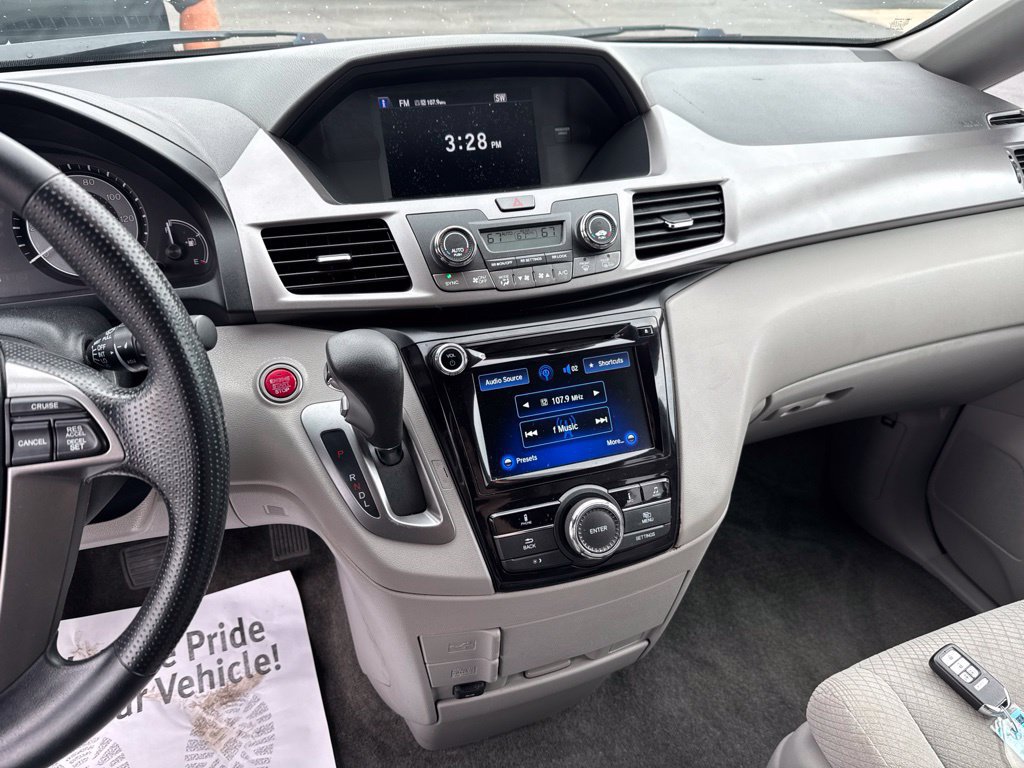 Used 2016 Honda Odyssey EX image 17
