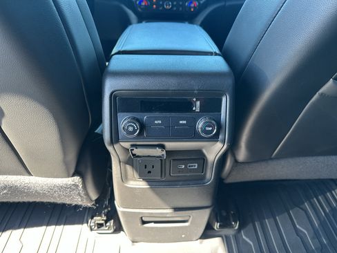 Used 2020 GMC Acadia SLT AWD/4WD image 27