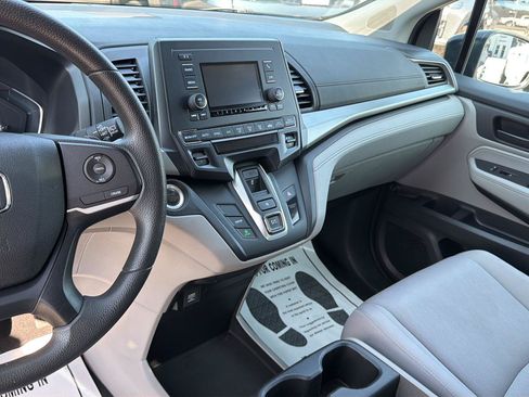 Used 2019 Honda Odyssey LX image 14