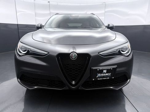 Used 2023 Alfa Romeo Stelvio Veloce AWD/4WD image 26