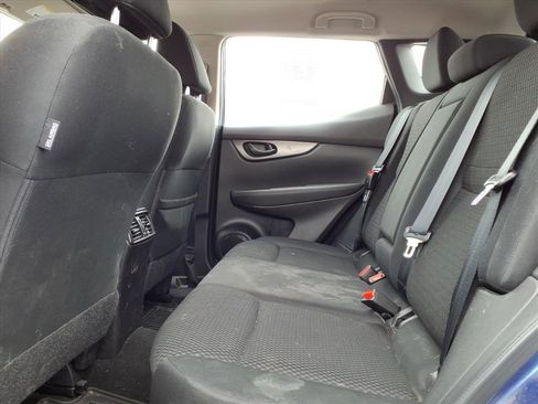 Used 2022 Nissan Rogue Sport S image 27