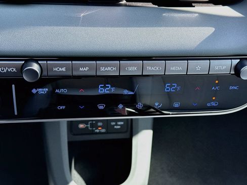 Used 2025 Hyundai Ioniq 5 Limited RWD image 18