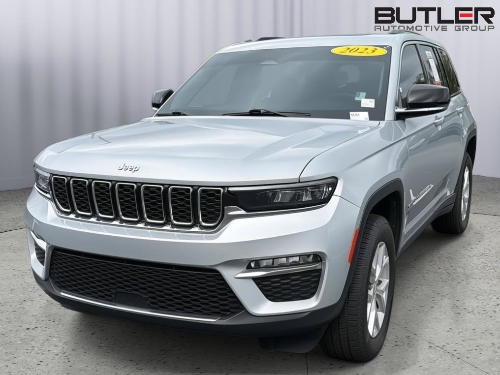 Used 2023 Jeep Grand Cherokee Limited RWD image 3