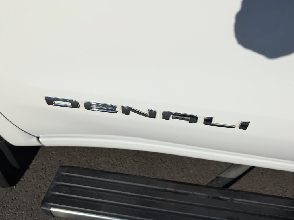 Certified 2024 GMC Sierra 1500 Denali AWD/4WD image 32