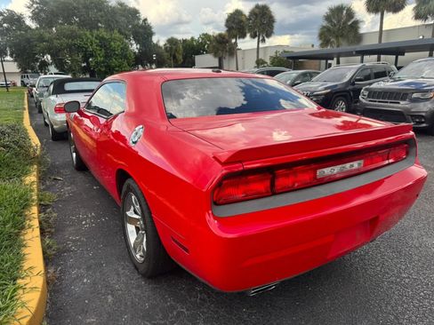 Used 2013 Dodge Challenger R/T RWD image 6