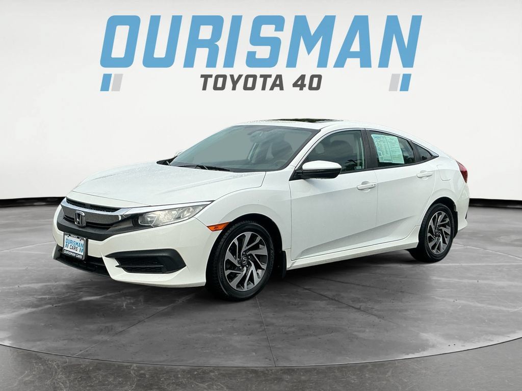 Used 2018 Honda Civic EX image 3