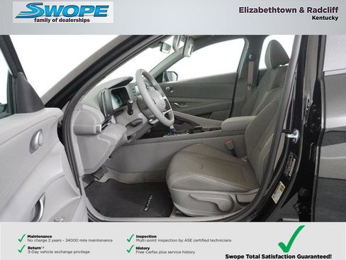New 2026 Hyundai Elantra Hybrid FWD image 12