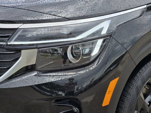 New 2026 Kia Seltos EX w/ EX Sunroof Package FWD image 6
