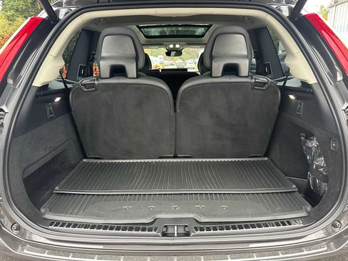 Certified 2023 Volvo XC90 T8 Plus image 22