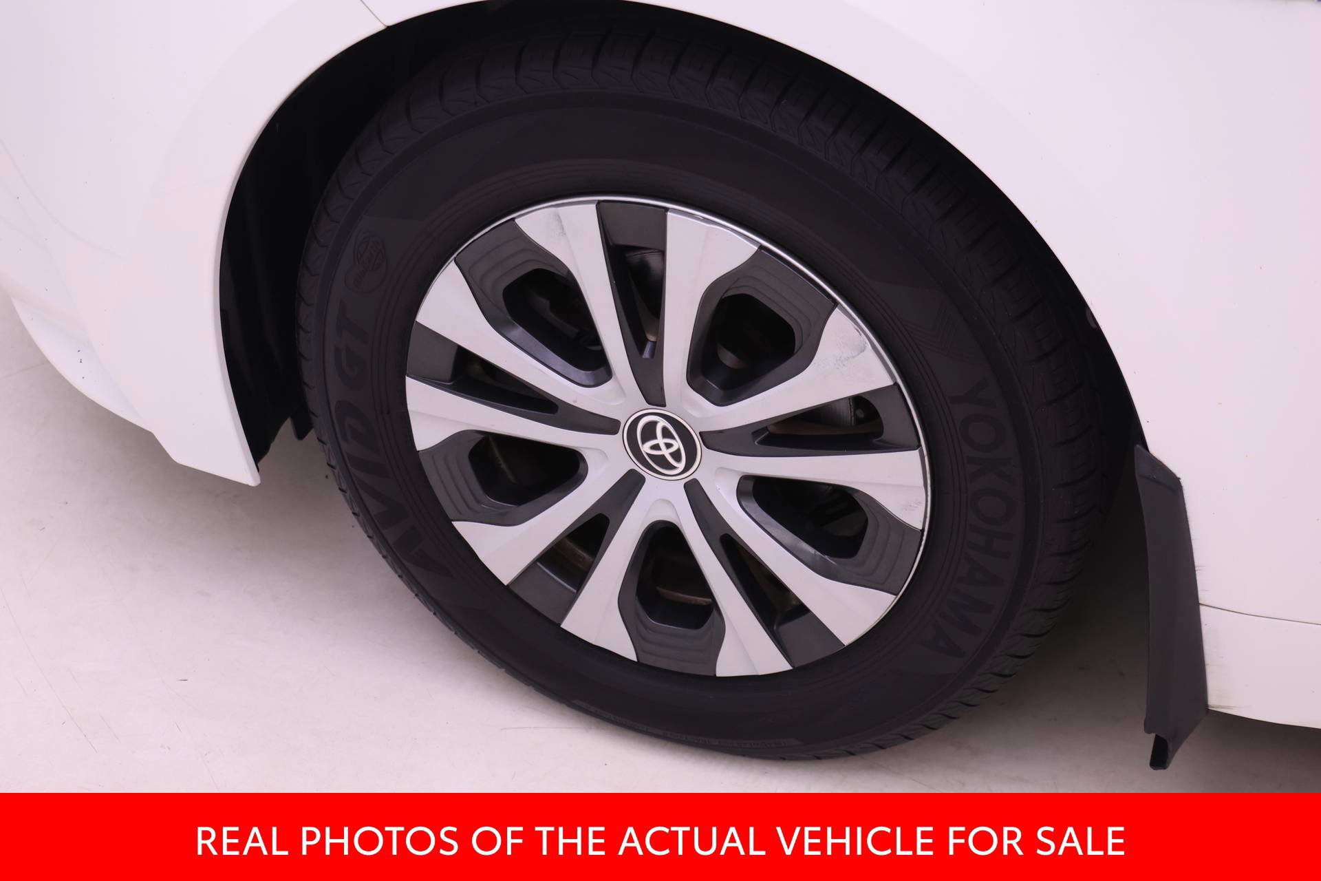 Certified 2021 Toyota Corolla LE FWD image 16