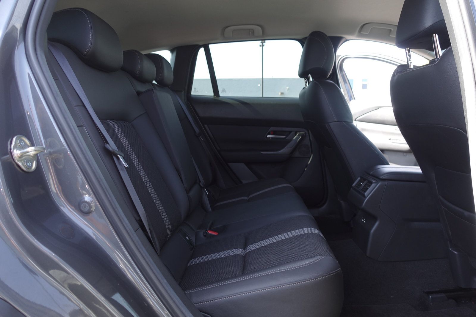 Used 2024 MAZDA CX-50 AWD 2.5 S w/ Cargo Package image 15