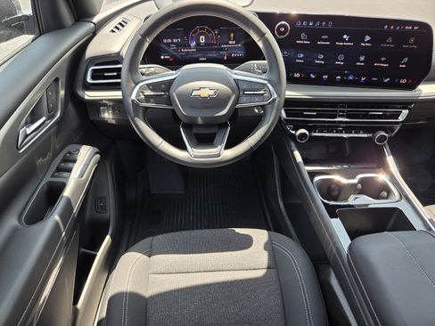 New 2026 Chevrolet Traverse LT w/ Driver Confidence Package FWD image 10