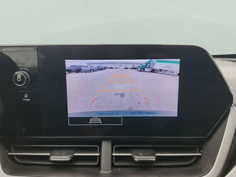 Certified 2025 Chevrolet Trax LS w/ Driver Confidence Package image 11