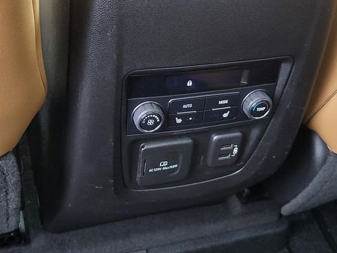 Used 2018 Buick Enclave Premium w/ Experience Buick Package image 13