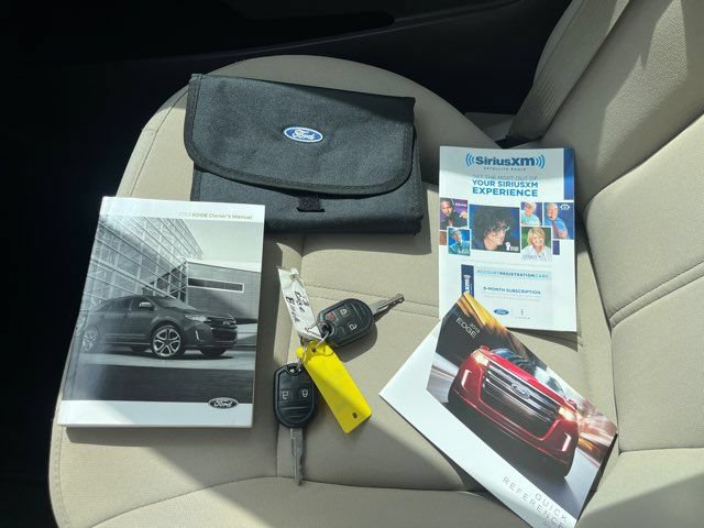 Used 2013 Ford Edge SE FWD image 26