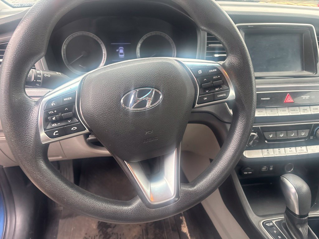 Used 2018 Hyundai Sonata SE w/ Winter Weather Package FWD image 18