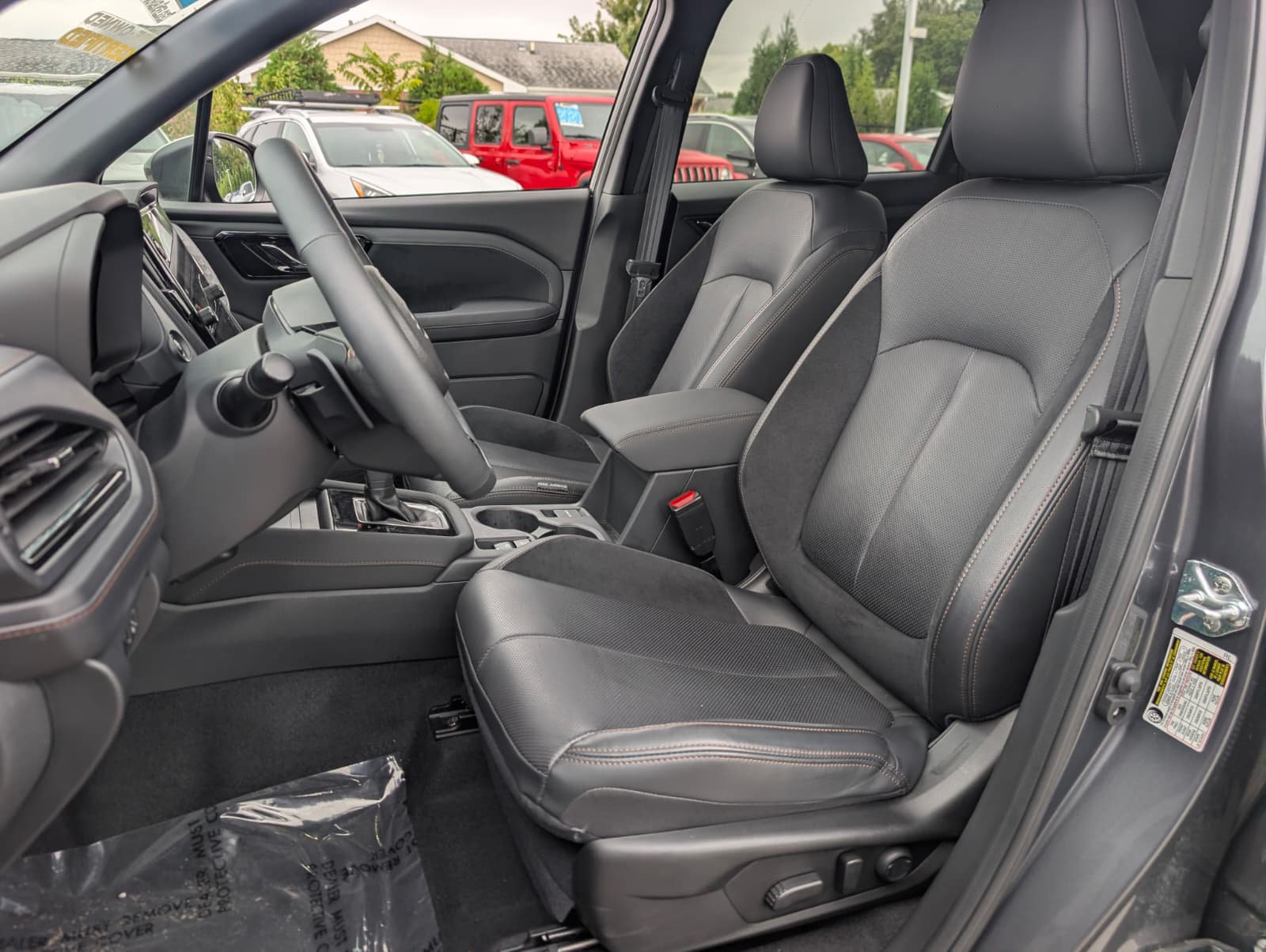 Used 2025 Subaru Forester Touring AWD/4WD image 26