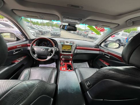 Used 2010 Lexus LS 460 AWD image 19
