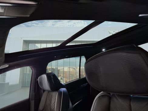Certified 2026 Cadillac Vistiq Premium Luxury w/ LPO, Floor Liner Package AWD/4WD image 7