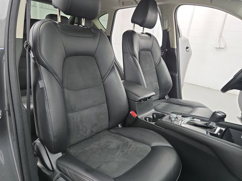 Used 2019 MAZDA CX-5 Touring image 10