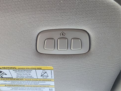Used 2023 Ford Expedition XLT AWD/4WD image 28