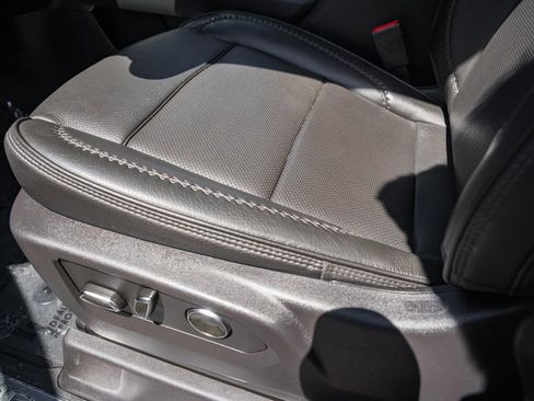 Used 2024 GMC Sierra 1500 Denali AWD/4WD image 45