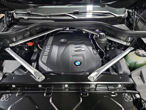 New 2026 BMW X5 xDrive40i w/ Climate Comfort Package image 33