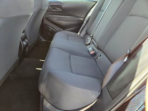 Certified 2025 Toyota Corolla LE image 10