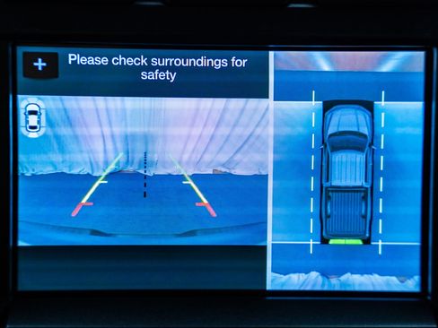 Used 2018 Ford F150 Platinum w/ Equipment Group 701A Luxury image 61