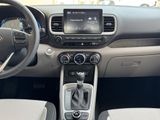 New 2025 Hyundai Venue SEL image 5