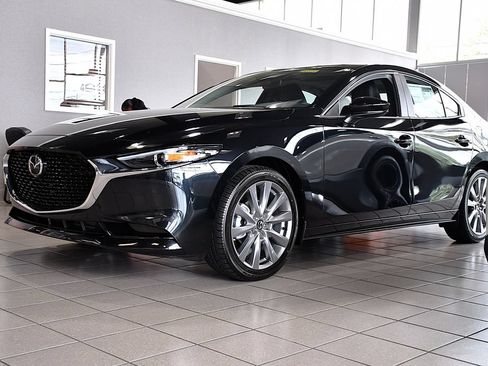New 2026 MAZDA MAZDA3 2.5 S Sedan w/ Preferred Pkg FWD image 3