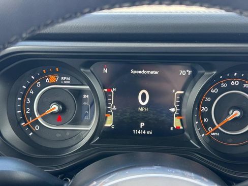 Certified 2025 Jeep Wrangler Unlimited Sahara AWD/4WD image 17