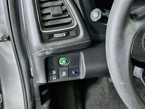 Used 2022 Honda HR-V EX image 16
