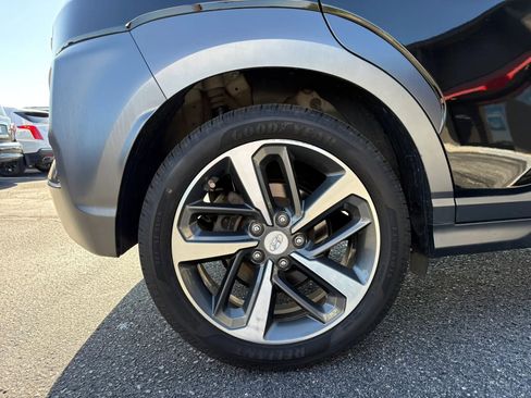 Used 2018 Hyundai Kona Ultimate FWD image 25