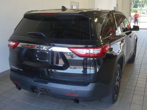 Used 2019 Chevrolet Traverse LS w/ LPO, Floor Liner Package AWD/4WD image 11