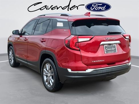 Used 2023 GMC Terrain SLT image 7