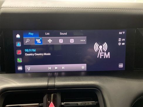 Used 2022 Porsche Taycan 4S image 14