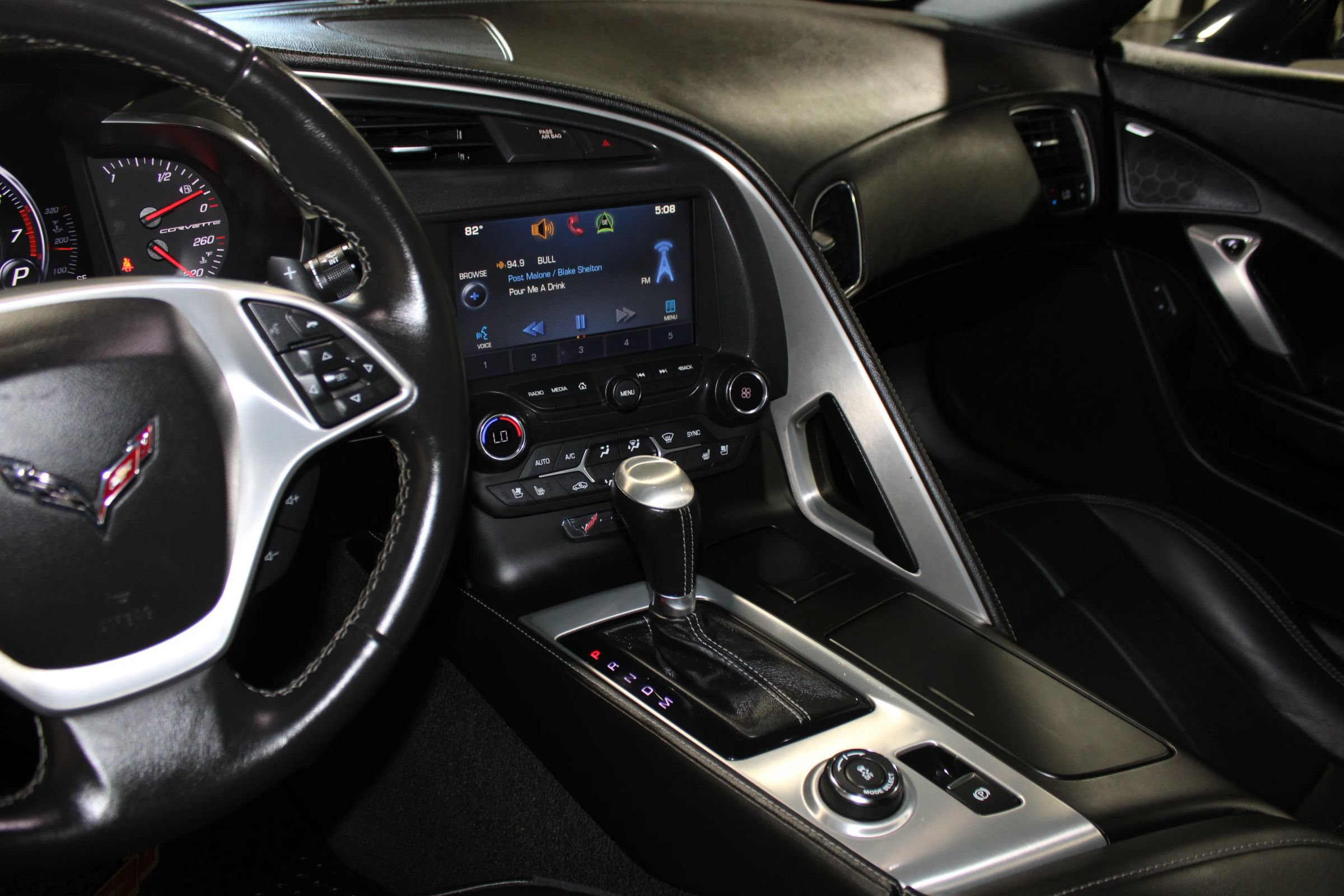Used 2014 Chevrolet Corvette Stingray Coupe w/ 2LT Preferred Equipment Group RWD image 17