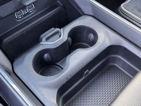 Used 2024 RAM 1500 Laramie image 17