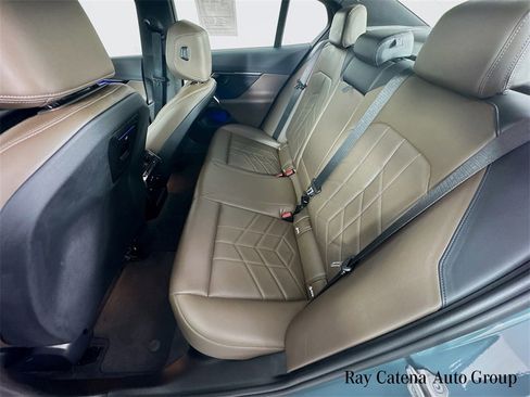 Used 2024 BMW 540i xDrive w/ Premium Package image 26