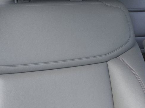 New 2026 Ford Expedition Active image 16