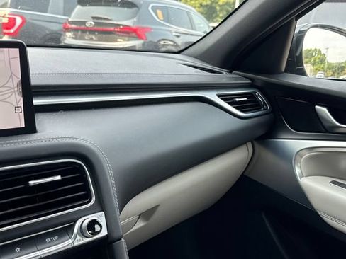 Used 2023 Genesis G70 2.0T AWD/4WD image 29