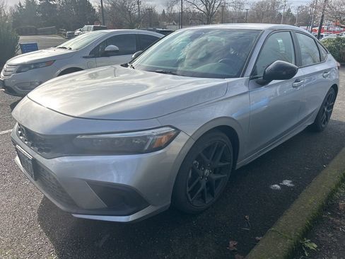 Used 2023 Honda Civic Sport image 1